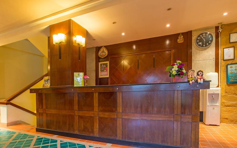 Krabi City Seaview Hotel Екстериор снимка