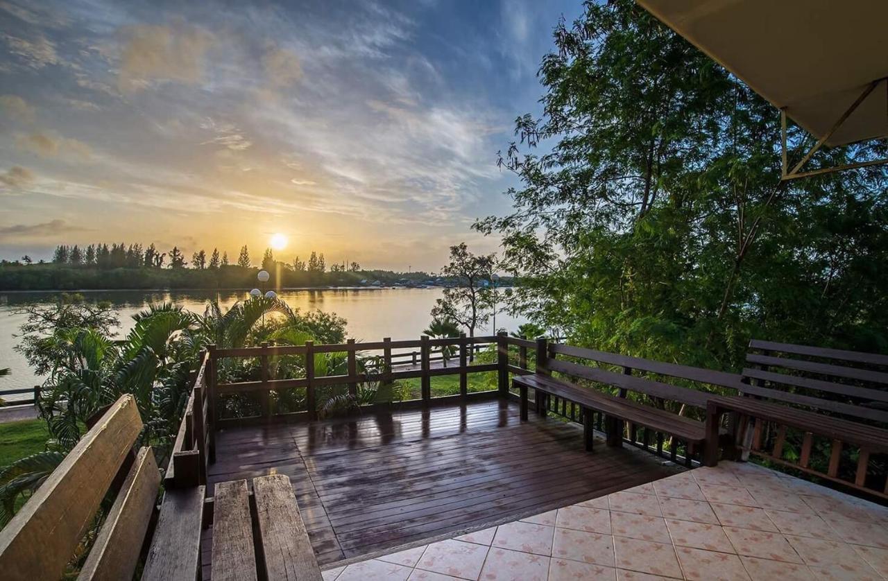 Krabi City Seaview Hotel Екстериор снимка